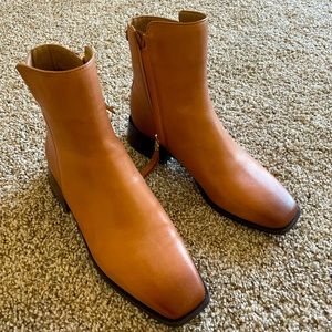 Brand New Sam Edelman Thatcher Boots